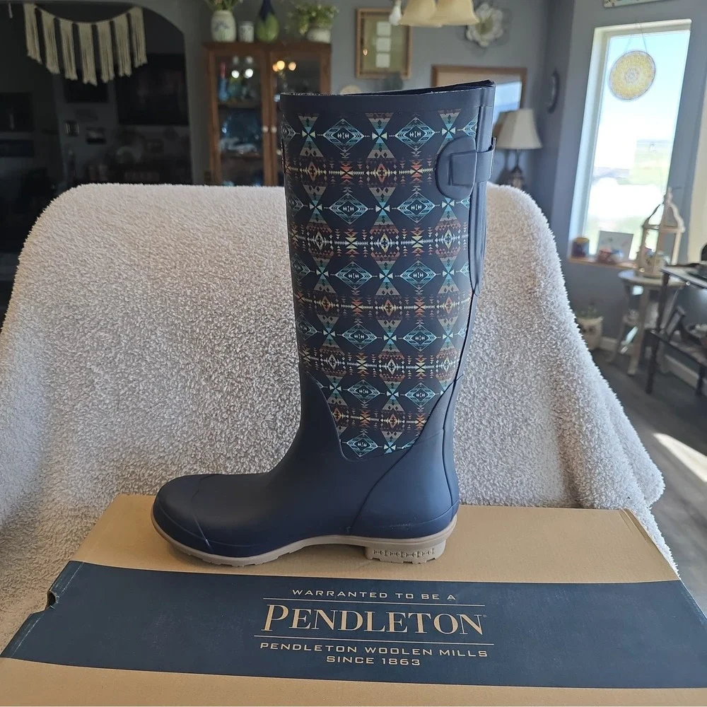 Pendleton Women's Diamond Peak Tall Navy Rain Boots Size 10 NIB Southwest Design